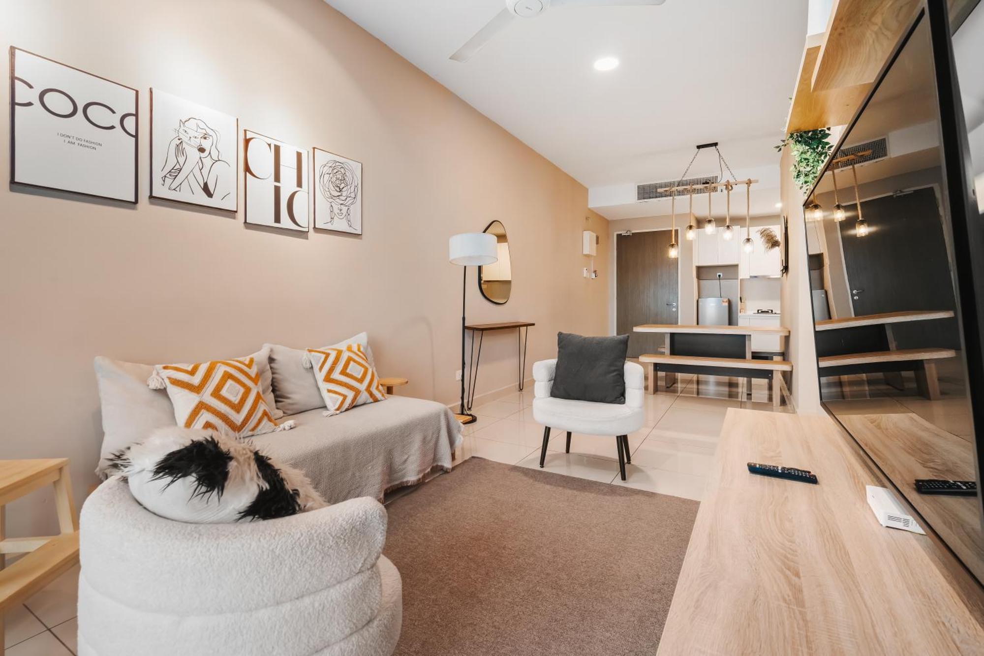 Cozy With Klcc View & 1 Min To Lrt Station *